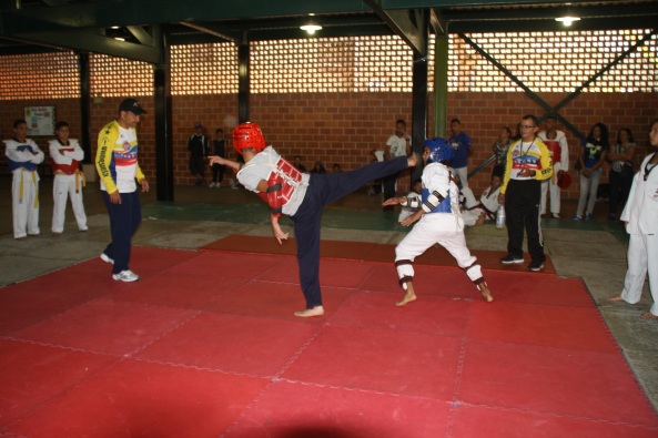 Taekwondo miércoles 7 de septiembre de 2016.JPG